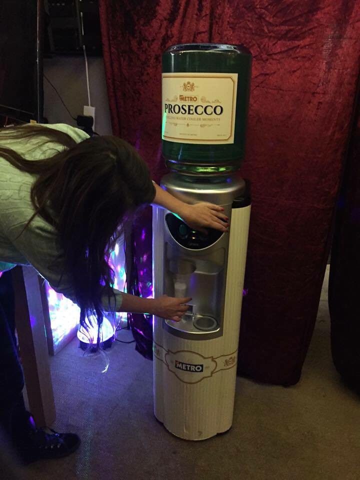 CarlShroom23's tweet photo. @Anna_Willis1982 think you need this 😂😂😂 https://t.co/3f83m7kB7z