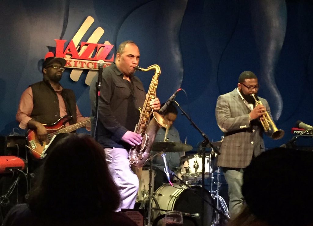 TONITE! <a href="/dixontsax/">rob dixon sax</a> Quintet
w/<a href="/TheKennyPhelps/">Kenny Phelps</a> <a href="/marlinmckay80/">Marlin McKay</a> <a href="/NickTuckerBass/">Nick Tucker</a> 

#Jazz 

thejazzkitchen.com/event/rob-dixo…