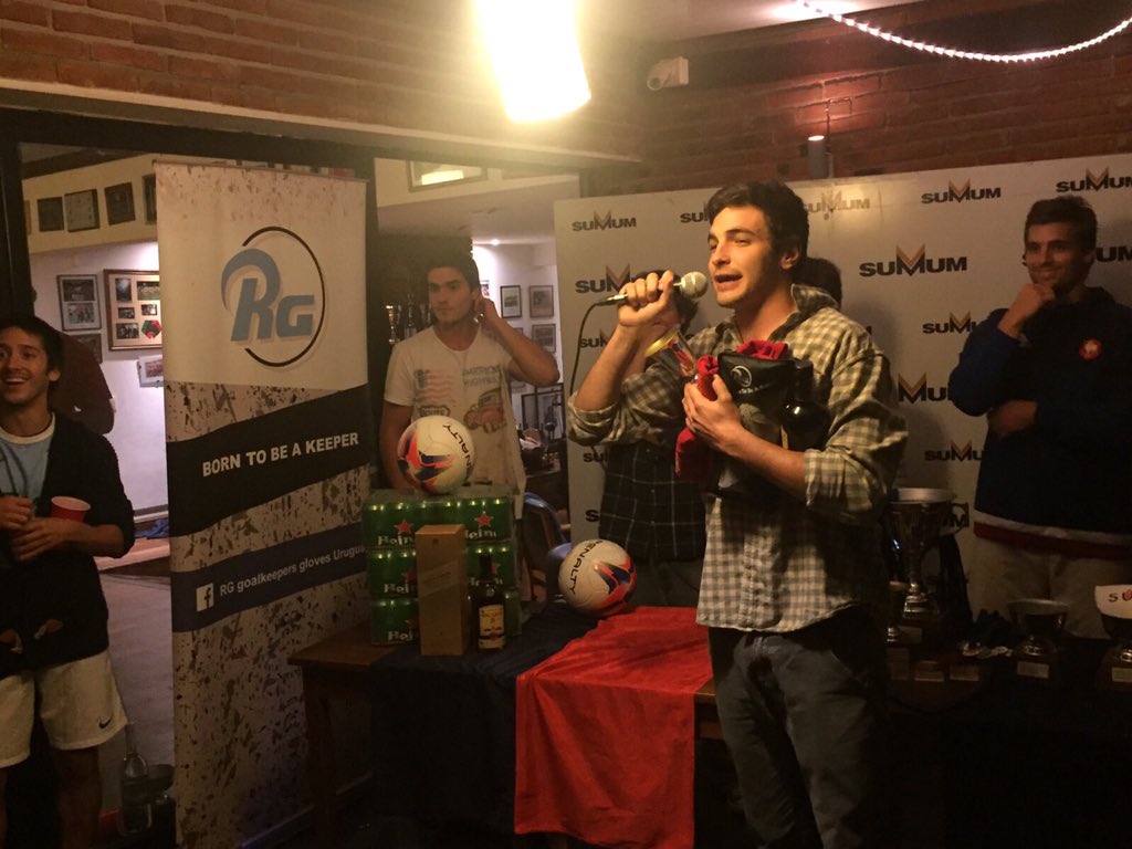 Talo Martirené (<a href="/tottenOBC/">Tottenham Hotspur</a>) golero menos vencido del torneo, se lleva el premio de @RG_ArquerosUy #EntregaDePremios