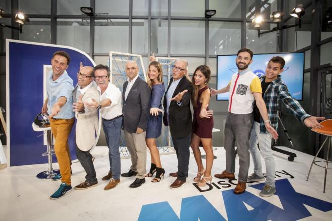 teleaudiencias's tweet photo. NAVIDAD DISCOVERY MAX:
24 DIC: #ElMagoPop
25 DIC: #ADNMax
31 DIC: #AventurasEnPelotas
https://t.co/UkuQ0kSv9r https://t.co/YEvep8Qmdf