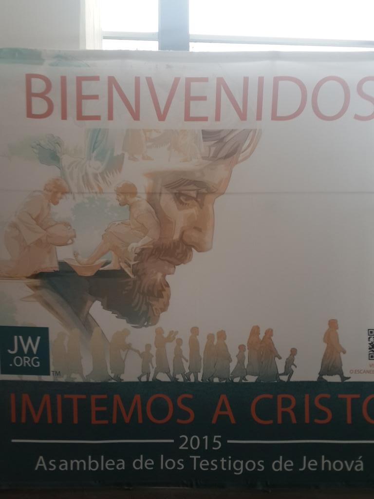 esanche19009760's tweet photo. @lopezdoriga asamblea regional 2015 Testigos de Jehova nueva arena ciudad de mexico #jw #asamblearegional https://t.co/K51HljAW3N