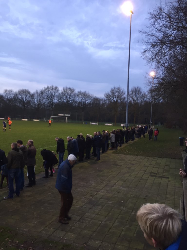 svHaulerwijk's tweet photo. Sv Haulerwijk - FC Kootstertille
Eindstand 3-3 https://t.co/ZLR9FezCvy