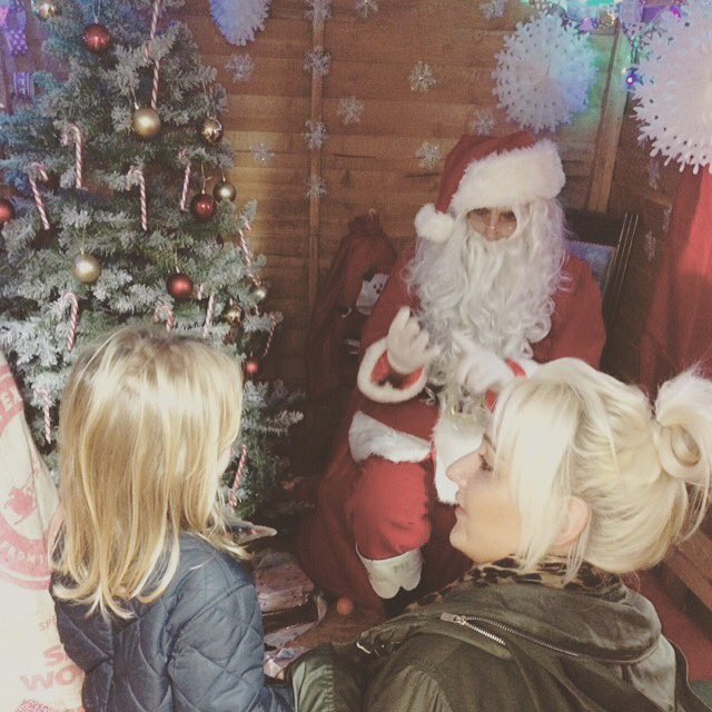 community2248's tweet photo. @Catterick2248 #diabetesuk #thebritishheartfoundation #charity #santasgrotto @CharityMeg @Tesco_North @TescoMedia https://t.co/MWyCYCvYt7
