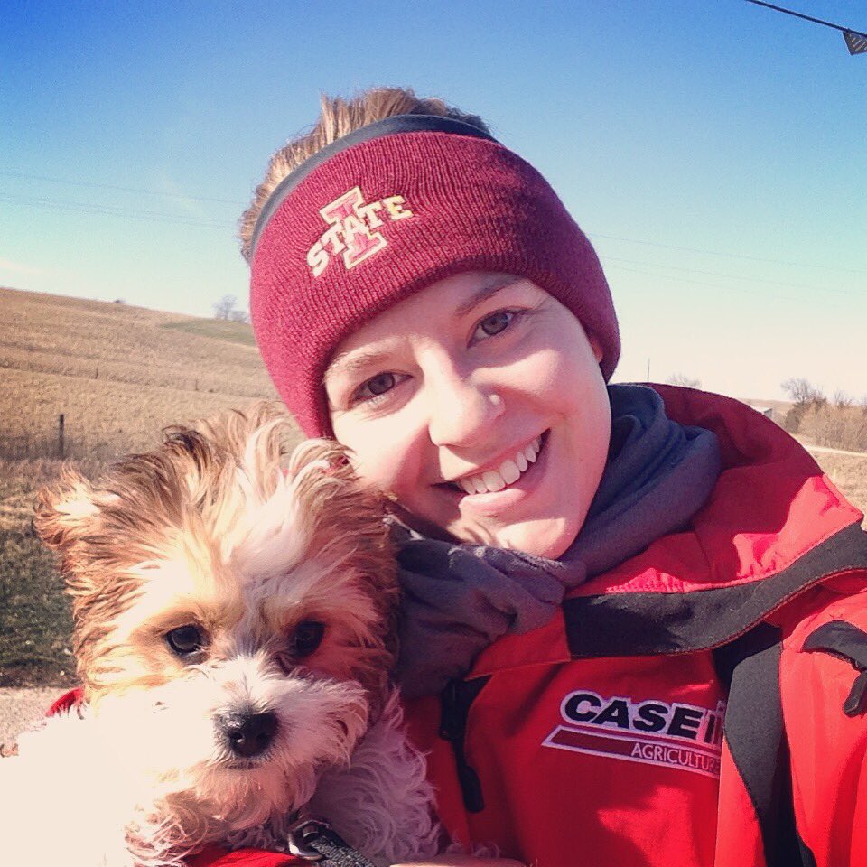 CaitlinGermer's tweet photo. I love a white Xmas but today was a great day for a jog with my fave girl! #runningbuddy #isitreallydecember https://t.co/zqH1exDNQE
