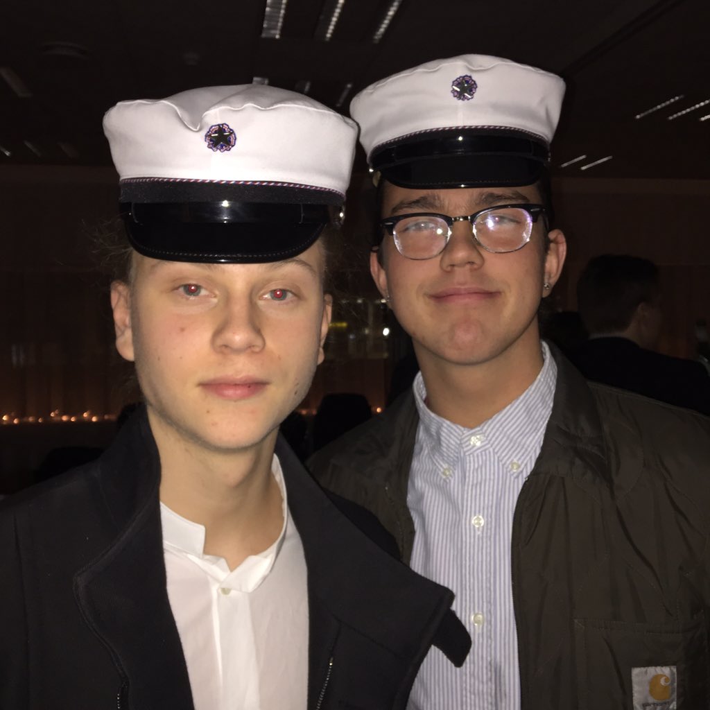 Aroningilaxdal1's tweet photo. Þetta gátum við https://t.co/cuXH9R3D6o