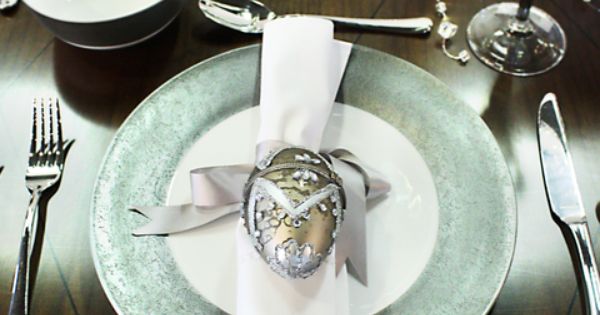 PostcardParis's tweet image. Pin of the week: Michael Aram Cast Iron Dinner Plate hubs.ly/H01BlRF0