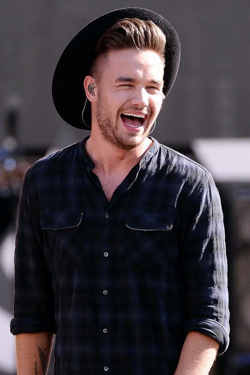 zaynbaabe's tweet photo. RT IF YOU LOVE LIAM PAYNE

1 RT = 1 VOTE

#WeAreAllLiam
#VideoMTV2015 One Direction https://t.co/rm6AZAsVMy
