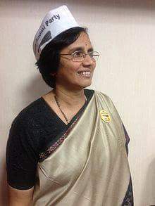 vivek_tarte's tweet image. Answer @ArvindKejriwal  Adv is frm ur party who pleaded by accused in #Nirbhayakand. a Lady cant understnd Nirbhaya?