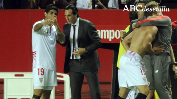 abcdesevilla's tweet photo. Lista sin sorpresas de Emery para el derbi https://t.co/VNdhbc7bM8 #SevillaFC vía @Orgullo_Nervion https://t.co/jbGy1sTMNS