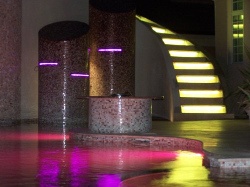 impactlighting's tweet photo. Did you know that we also specialize in aquatic designs, we can make your pool stand out. #impactlighting https://t.co/IEy6vuN9dO