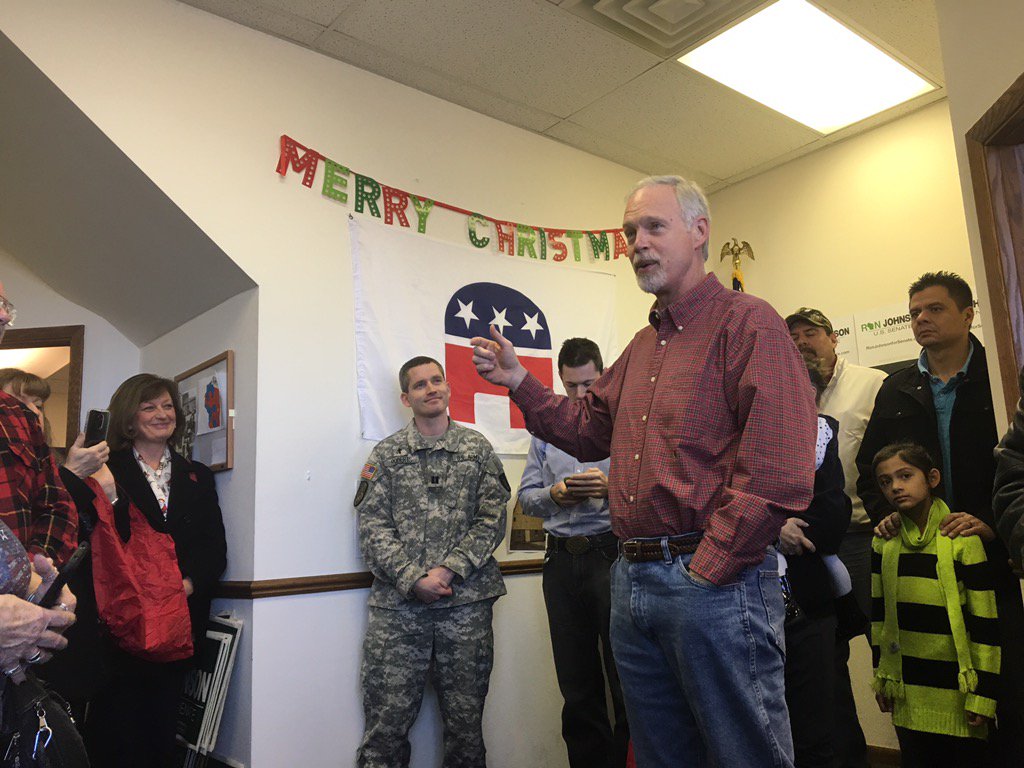 RonJohnsonWI's tweet photo. Talking with folks at the @wisgop Waukesha field office about keeping our country safe. #SupportOurTroops https://t.co/2n6tDUH62j