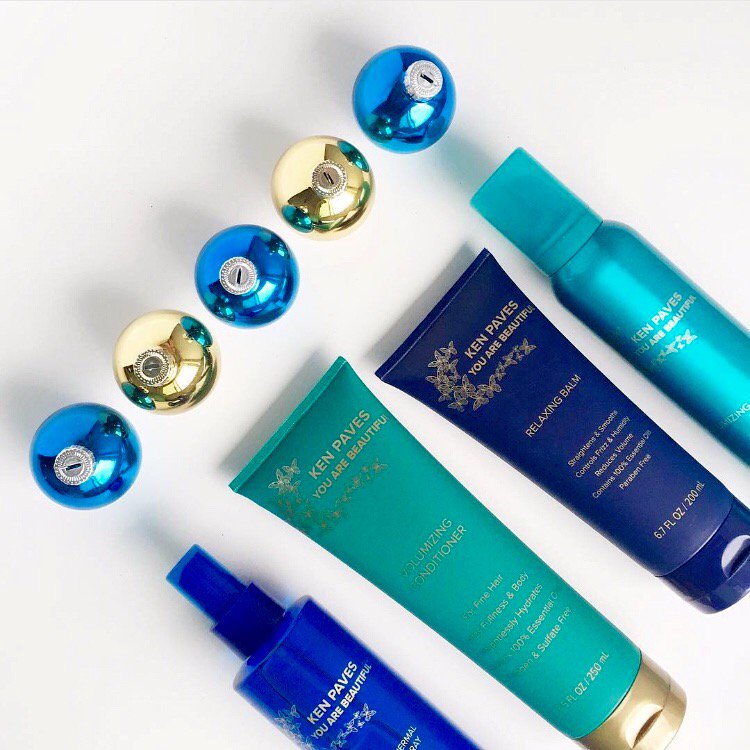 kenpaves's tweet photo. Dreaming of a blue Christmas! πβοΈ
#KenPavesYouAreBeautiful
#hotd #stockingstuffers #wearwalmart #yeswalmart https://t.co/UdLGYjW3TJ