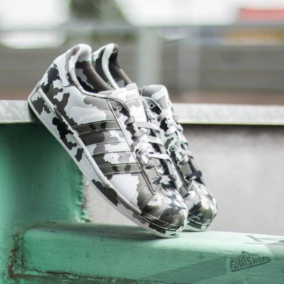 gthufgggh's tweet photo. #SuperStar #Adidas #Whouaaa https://t.co/e0NoP6oed8