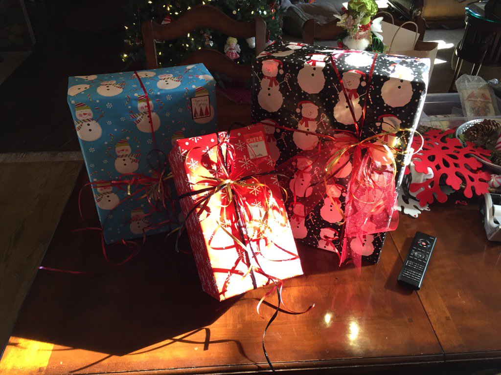 S_Strother's tweet image. #wrapping #didntusegoogle #mancard