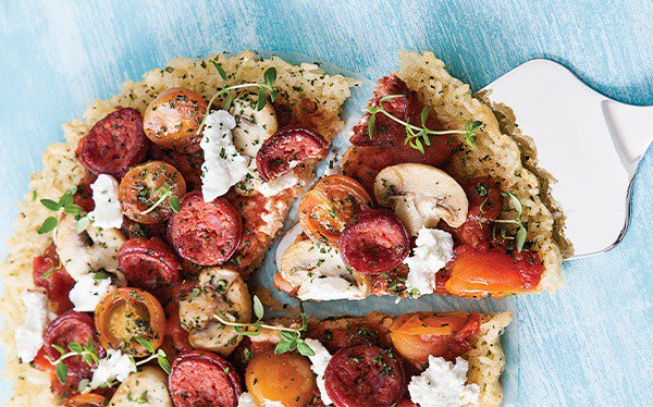imfoodi1's tweet photo. #Recetasconestilo Pizza de arroz con champiñones, chorizo y tomate.https://t.co/nYmJu8x2EY https://t.co/dSxRFiEnhU