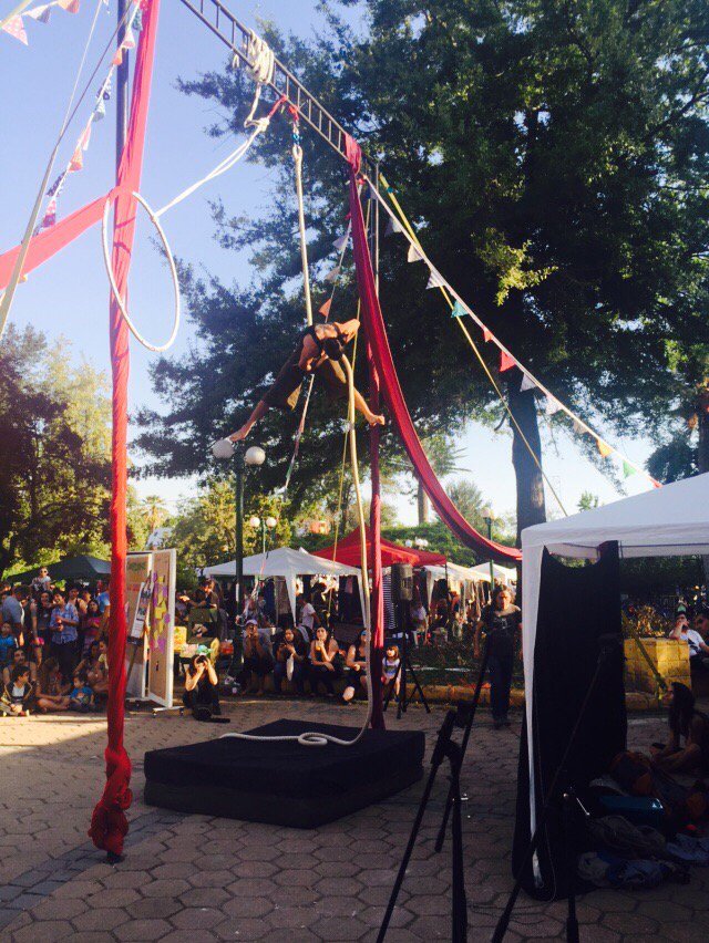 PergolaPzaNunoa's tweet photo. Todo pasando aqui en la Plaza Ñuñoa.
Ven a participar, pura vida de barrio.
@jv18plazanunoa https://t.co/1A4lQrGiLU