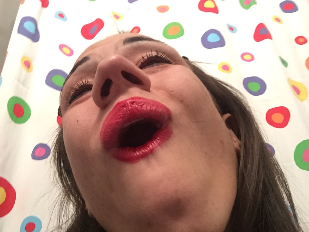 MirandaSings's tweet photo. Ready to eat https://t.co/hjIqFmCaaH
