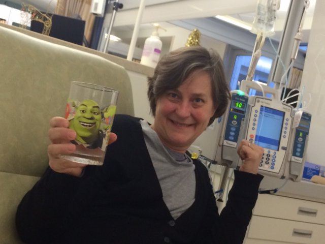 BBethJo's tweet photo. This was me on my 28th round of chemo last December. #33 tomorrow. Still smiling.#ChemoThenAndNow #chemoforever https://t.co/EUabk0icZ5