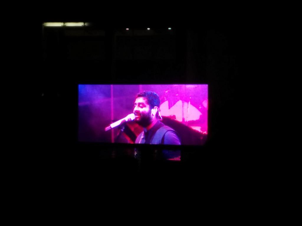 nish810's tweet photo. What an amazing concert!  #ArijitSinghinDYPatil ! Truly inspired to sing like him! @TheArijitSingh #ArijitSingh https://t.co/YG0Y7nYizC
