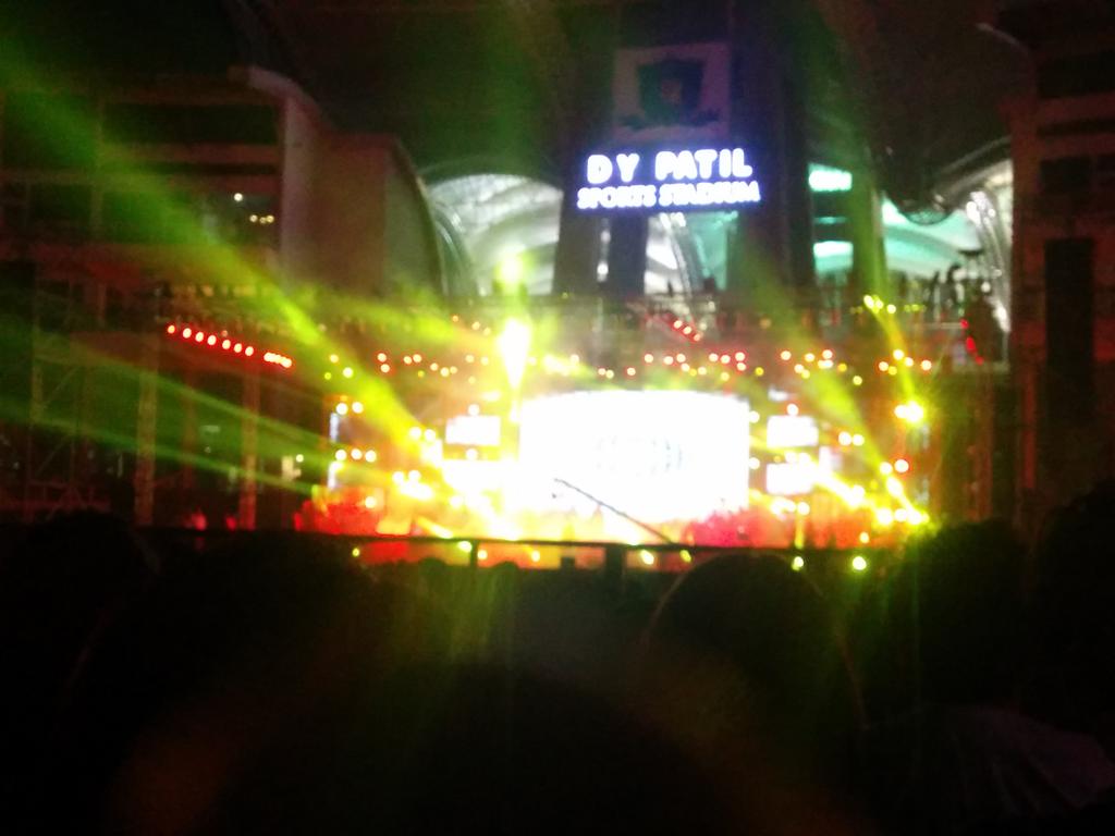 nish810's tweet photo. What an amazing concert!  #ArijitSinghinDYPatil ! Truly inspired to sing like him! @TheArijitSingh #ArijitSingh https://t.co/YG0Y7nYizC