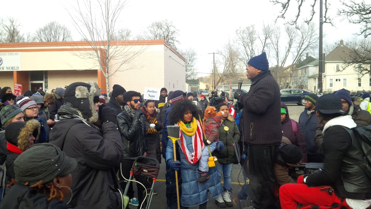 "It's time to elect folks that stand with us" #Justice4Jamar #bdmMPLS <a href="/TCC4Justice/">TCC4J</a>