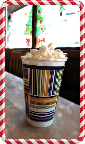 AJsManhattan's tweet photo. We're serving hot chocolate tonite! Come on down for the carriage rides 5-8pm https://t.co/b69i5tbMfq