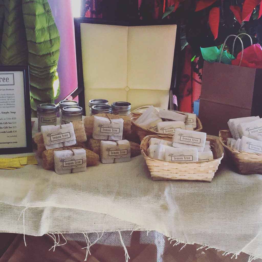 lemontreesoap's tweet image. At Indulge Salon and Spa 122nd and May in OKC! Come get your last minute gift sets! Great for stockings too!!!