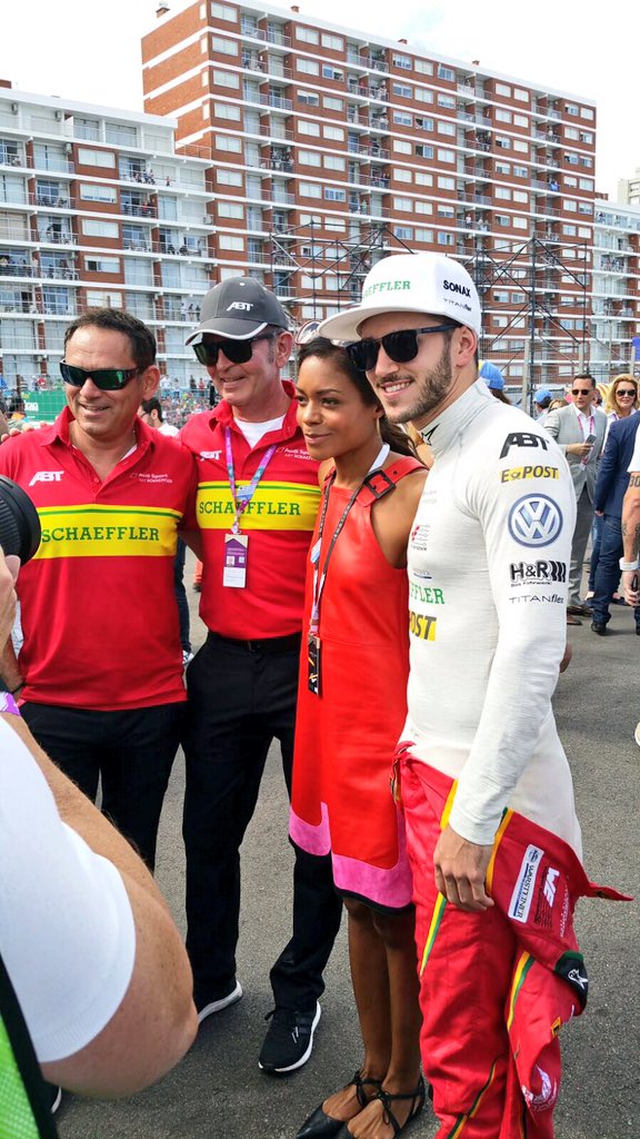 GridPasses's tweet photo. .@NaomieHarris spotted in @abt_formula_e garage #lovingTheRed #missMoneyPenny https://t.co/1tpprBkoi3