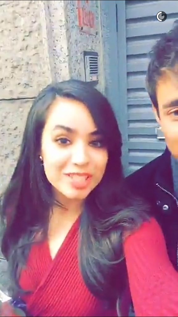 SofiaCarsonCom's tweet photo. #INFO: nuevos videos y fotos de @SofiaCarson en snapchat #sofdc. https://t.co/IjN34tWZz8