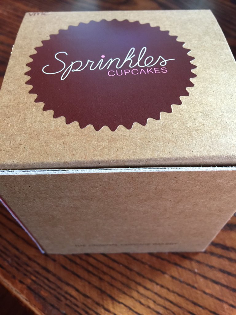 Thanks @sprinklescandac for this sweet treat😍 #first