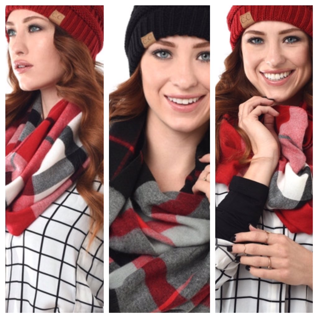 shopempiredance's tweet photo. Scarfs and beanies are my main winter accessories! Shop https://t.co/TXRjxwooQL for winter accessories! https://t.co/b3OMWjsqbu