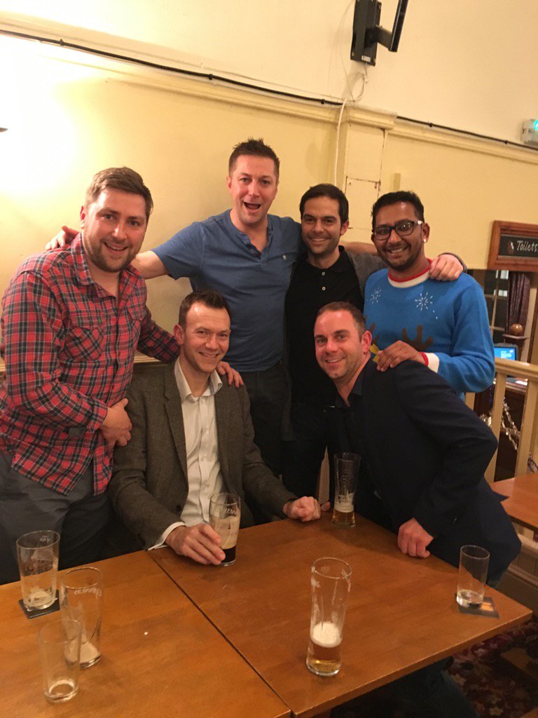 viddysmyth's tweet photo. Fijis 40th! @tiadog57 @dobbo57 @Steveyk77 https://t.co/nf4q0tY9nl