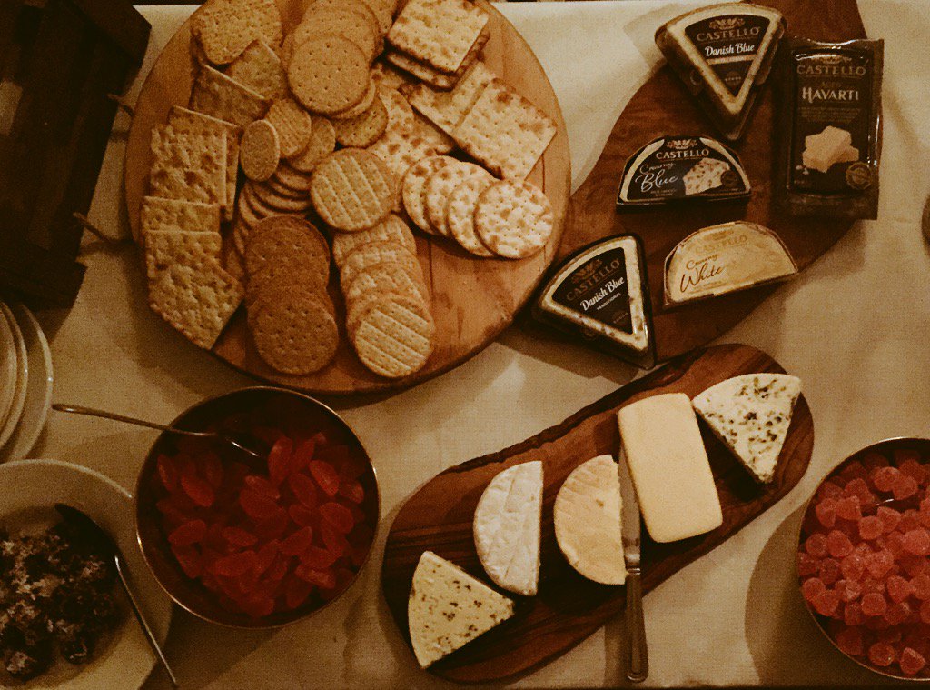 swederchristmas's tweet photo. The 5 delicious Castello cheeses we are serving at Skandilicious. Who will win our Xmas cheese hamper this evening? https://t.co/cbEZrnLTCJ