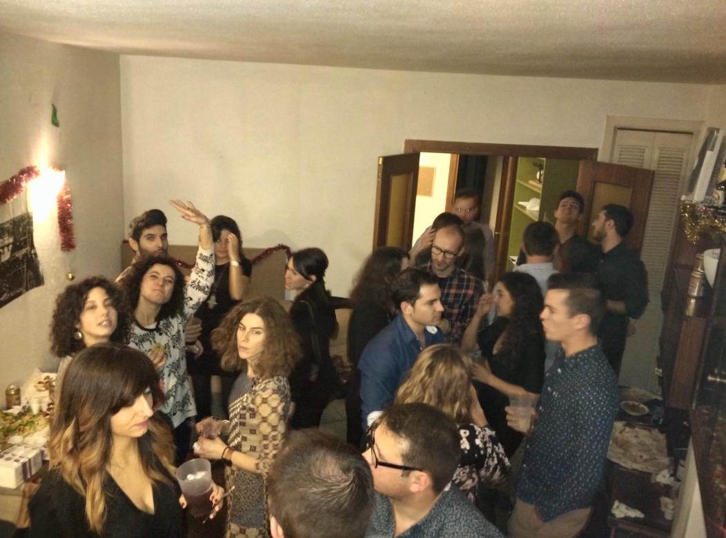 dramosga's tweet photo. #nochevieja19D fieston https://t.co/dKrn2HbuHv
