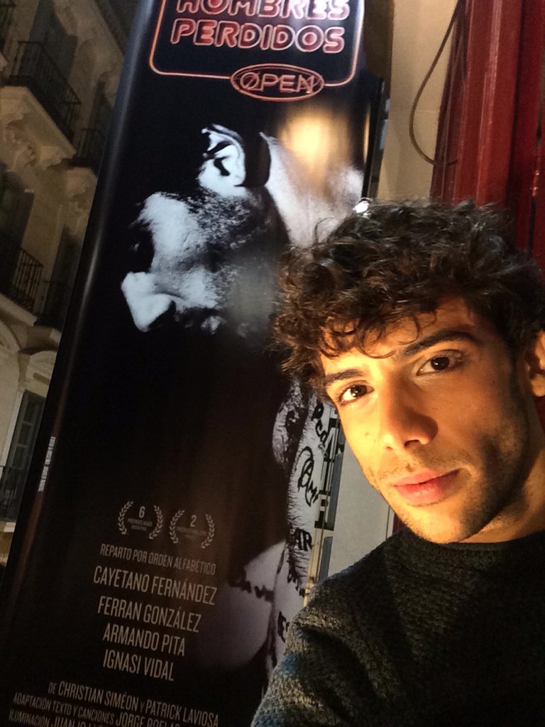 Esta noche os esperamos en nuestro Cabaret de los Hombres Perdidos!! Sesiòn golfa a las 23:15