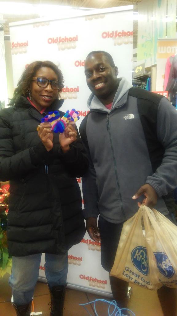 JadeWestONaQst's tweet photo. So many generous ppl helping 2support @BGCGC. Broadcasting with @cincyfredd Kroger's, Newport. #HolidayHelpOut https://t.co/F6cwJdZXRn
