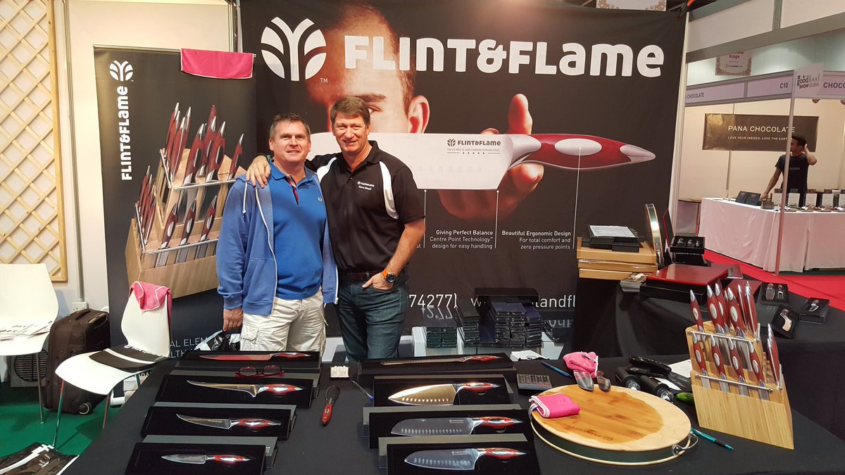 What an amazing show <a href="/BBCGFSDXB/">BBCGoodFoodDxb</a> and great catching up with friends. @KevGrattonchef golf soon in Dubai ? @Fish_dogs