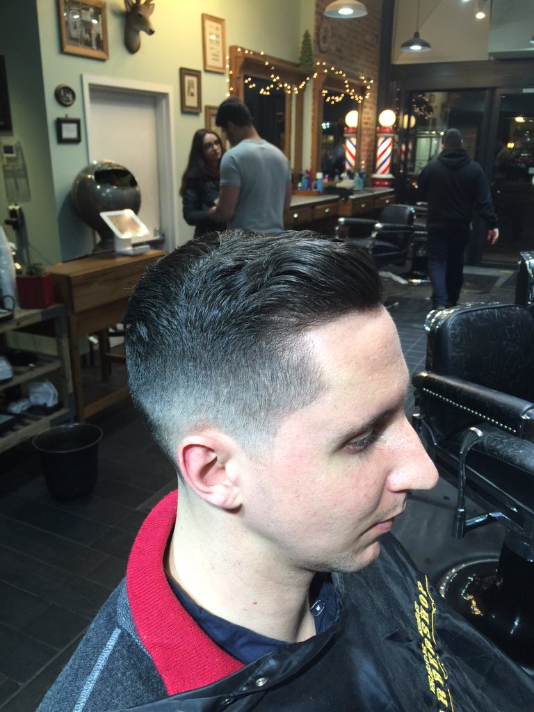 BarberNYC's tweet photo. #ChelseaNYC #Impressing #MenStyleCuts By Alex @BarberNYC Only @MadeManBarber_ Hope to see YOU too https://t.co/FGL4PuNwhh