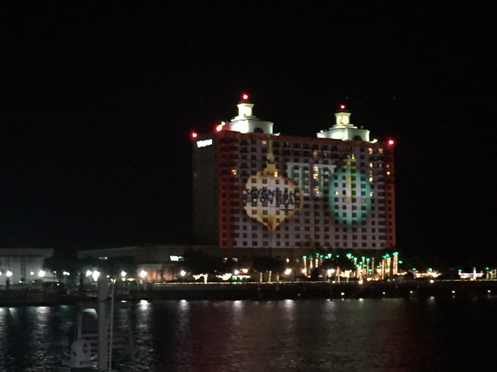 Night two of the animated holiday show is underway!! <a href="/Stage_Front/">Stage Front</a> <a href="/westinsavannah/">Mostafa samy (tefa_)</a>