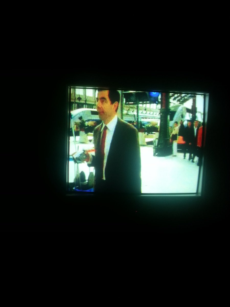 luistoro87's tweet photo. @SUniversalTv Nada mejor que reír a carcajadas con mr. Bean gracias #StudioUniversalTv https://t.co/KEn0FX4BGY