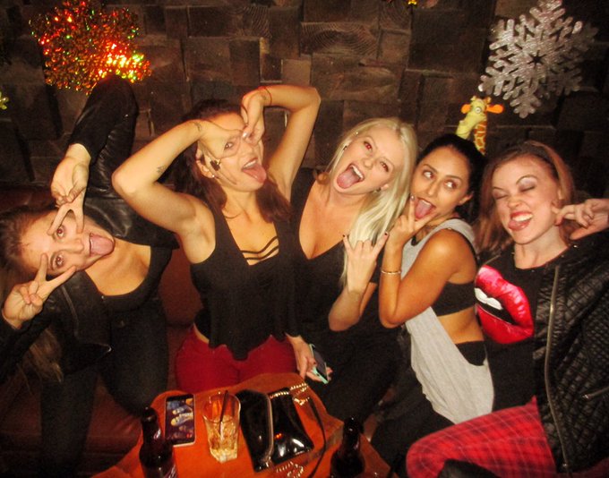 Babes https://t.co/fcMILGBrMx<a href="/tag/friskyfriday"class="tags"><span>#friskyfriday</span></a>