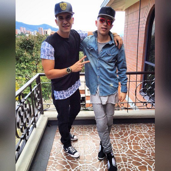 tlbfansmonagas's tweet photo. @NEKAONE @thelatinboyreal PERFECTOS♥ https://t.co/FBfkAYoHDK