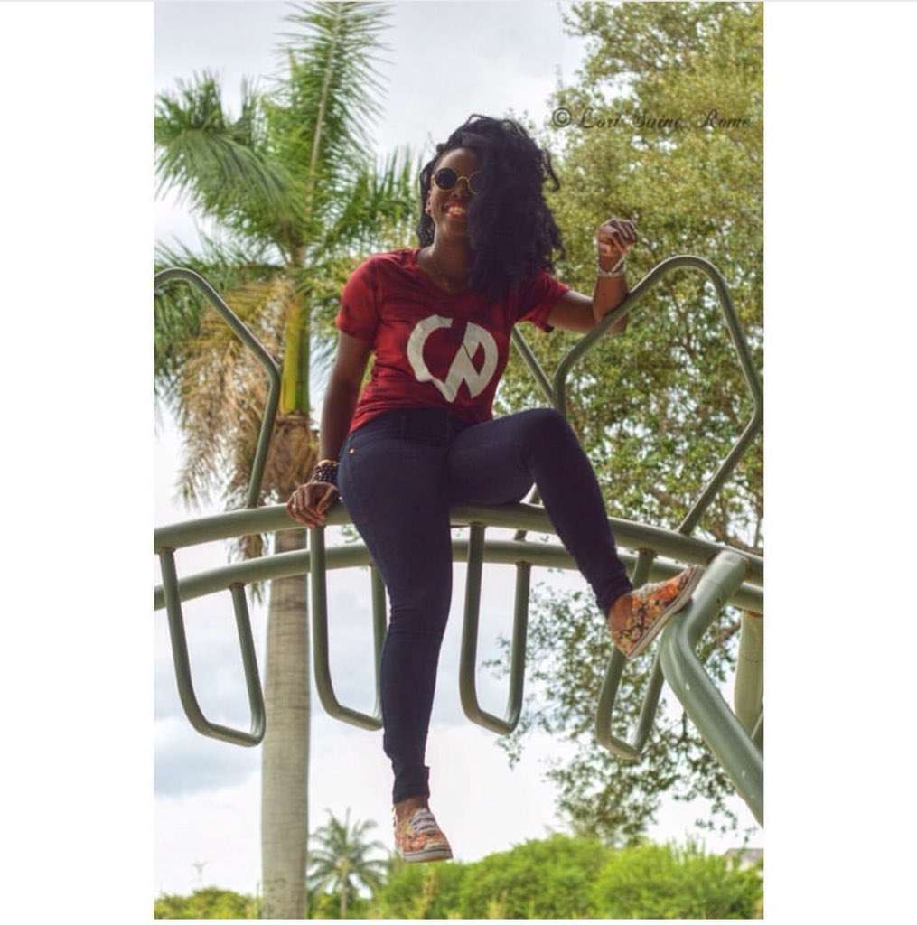 Tinarsjn's tweet photo. #PrincessAppreciationTweet ๐ค @cutiega ๐ค the shirts? @GsAddiction ๐ https://t.co/PzodaKixMF