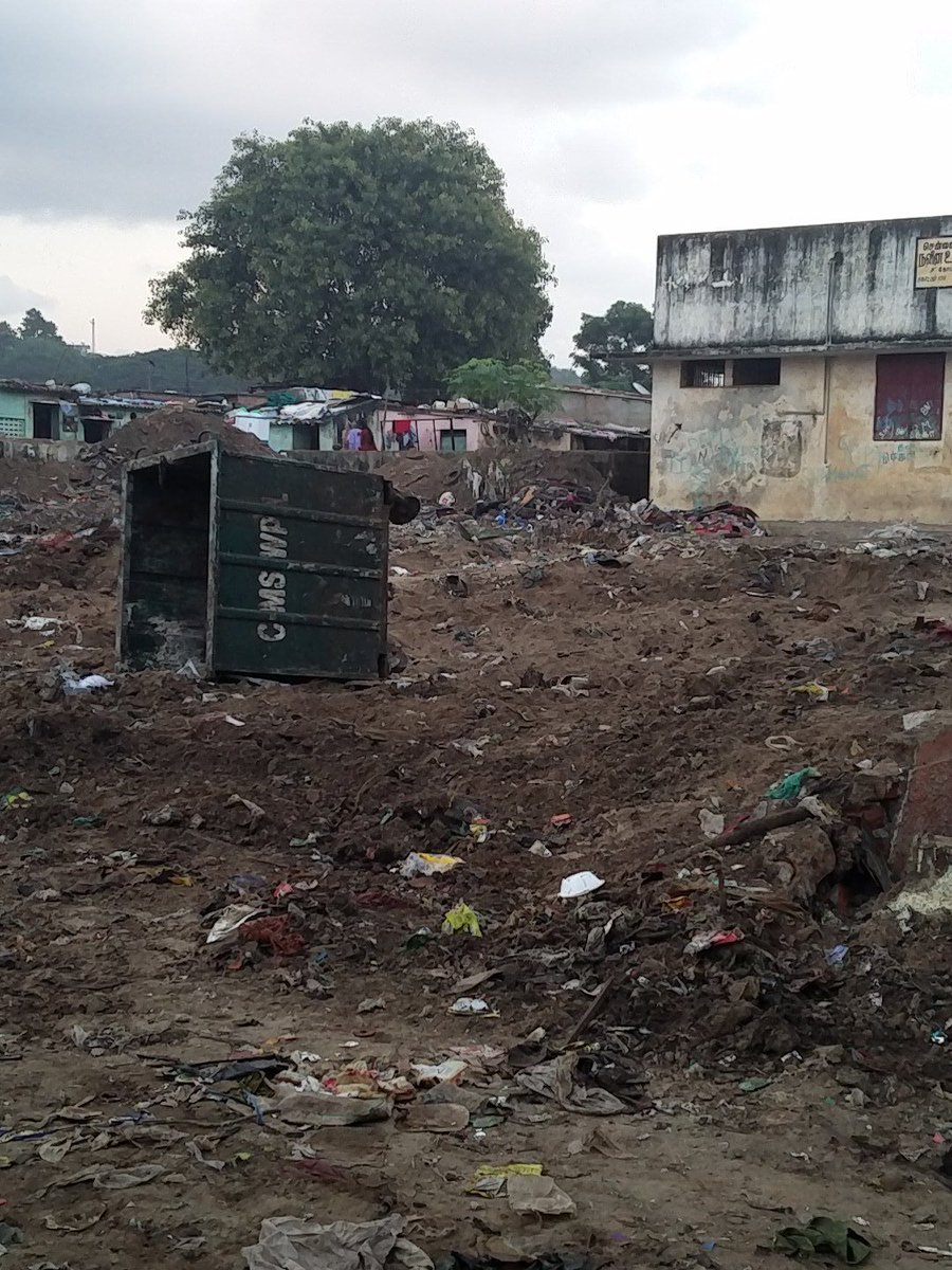 anutamukherjee's tweet photo. Lots to do. @Chennairunners @CTCTrek #ChitranagarCleanup #ChennaiFloods https://t.co/xitY5ZSSX6