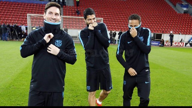 DejalaSeguir's tweet photo. Neymar y Suarez dejan bien en claro en el momento que largo la piedra Messi @noseasmalotv https://t.co/jbHtPTKkJo
