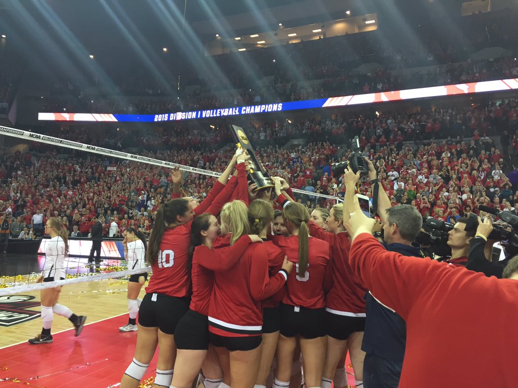 NCAAVolleyball tweet picture