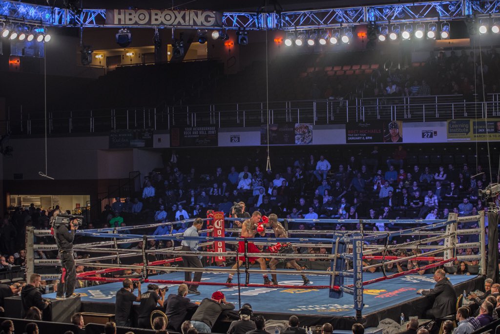 Great <a href="/HBOLatino/">Max Latam</a> fights so far tonight! #JenningsOrtiz starts at 10:15p on <a href="/HBOboxing/">HBO Boxing</a>!