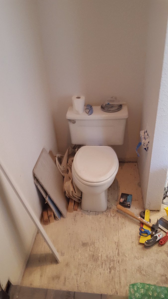 AdamsheatingN's tweet image. 