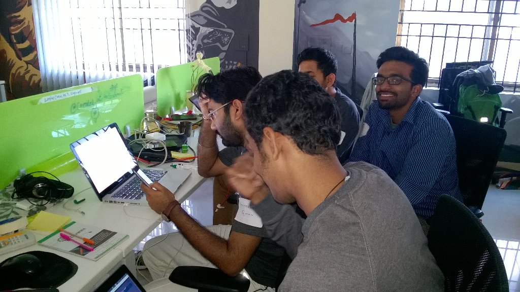 Apoorva_Gowda's tweet photo. Good Morning Mysuru! Last few hours of hackathon... Hackers still at work! #hackformysuru https://t.co/97cqK7v1lh