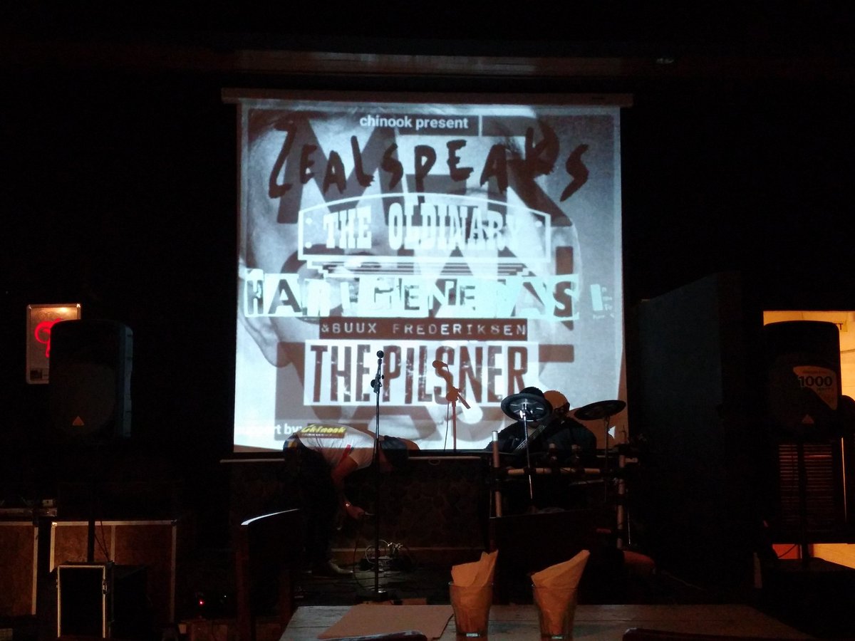 merchanbase's tweet photo. It's #merchanbase vol.5 at #CHINOOK, Bandung. In just a moment! https://t.co/4rsHjaiAOg